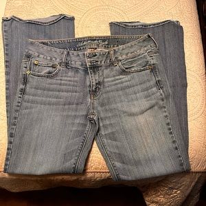 Womens jeans.